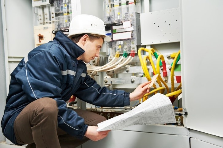 How Technology Can Help You as an Electrician